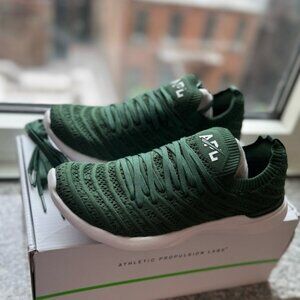 NWB Dark Green TechLoom Wave Athletic Shoe W 6 Y 4.5 $270